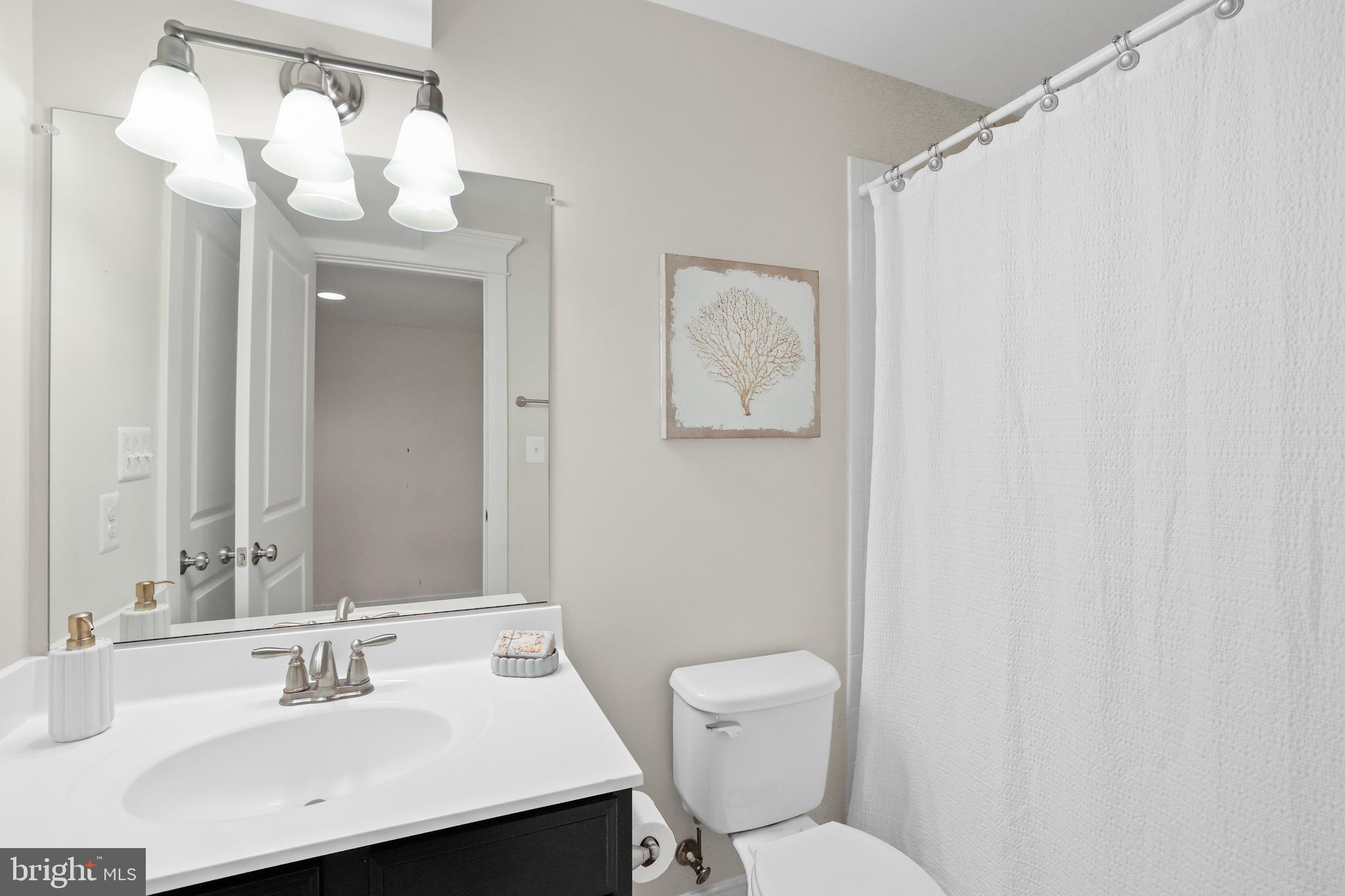 NEAR FALLS CHURCH - Residential