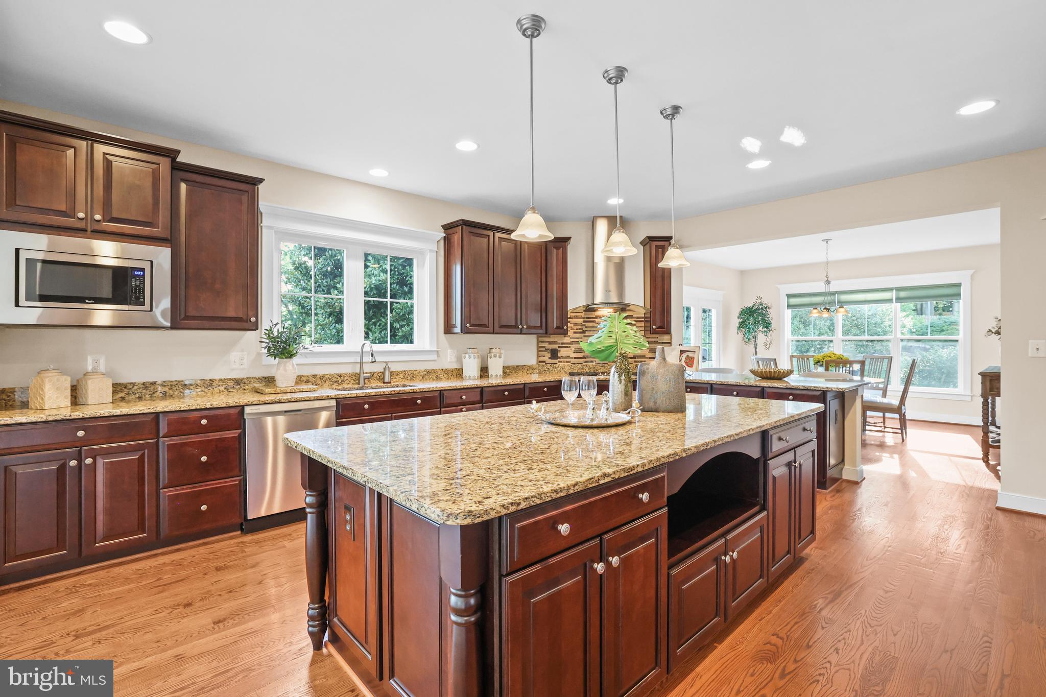 NEAR FALLS CHURCH - Residential