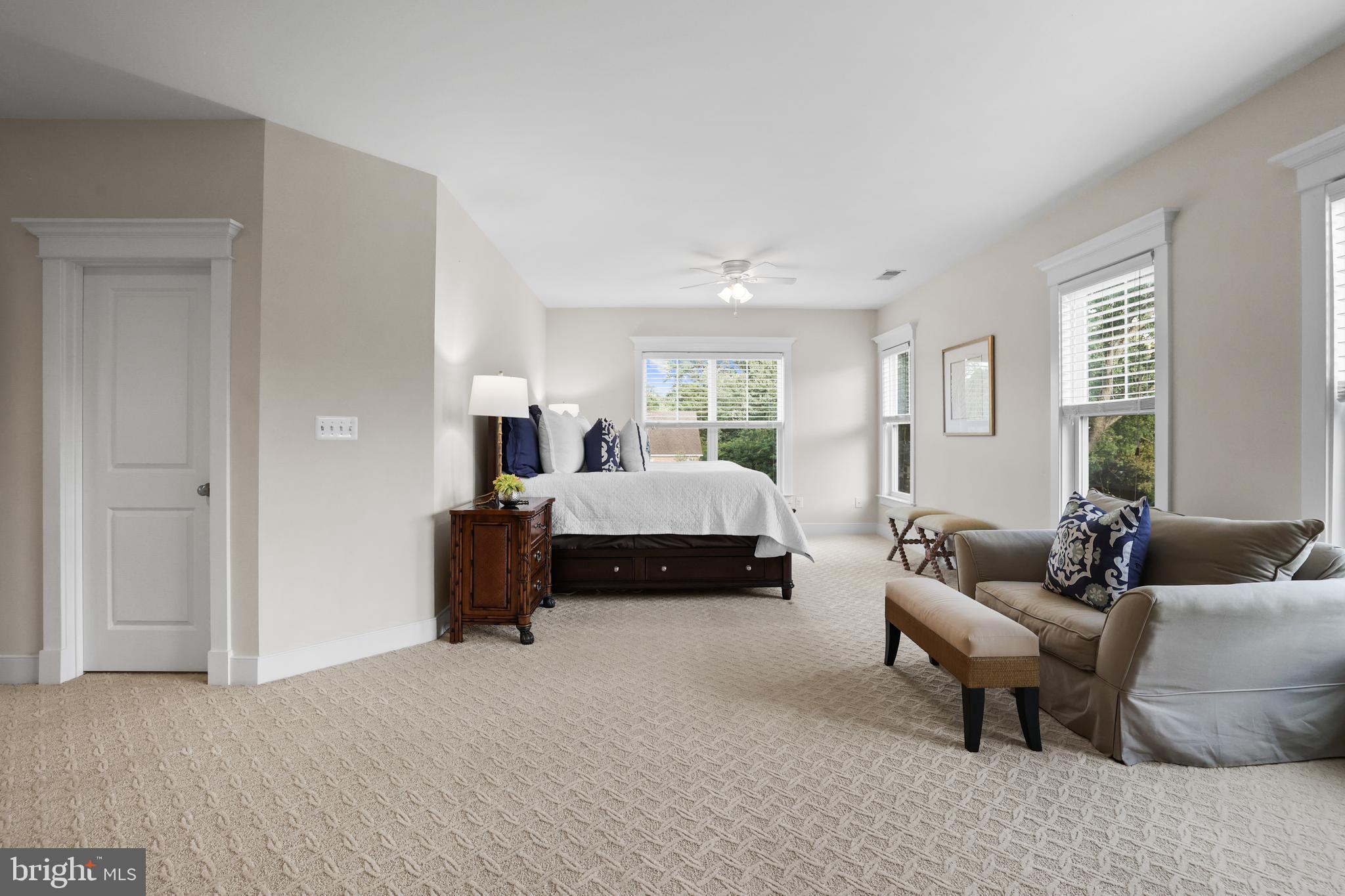 NEAR FALLS CHURCH - Residential