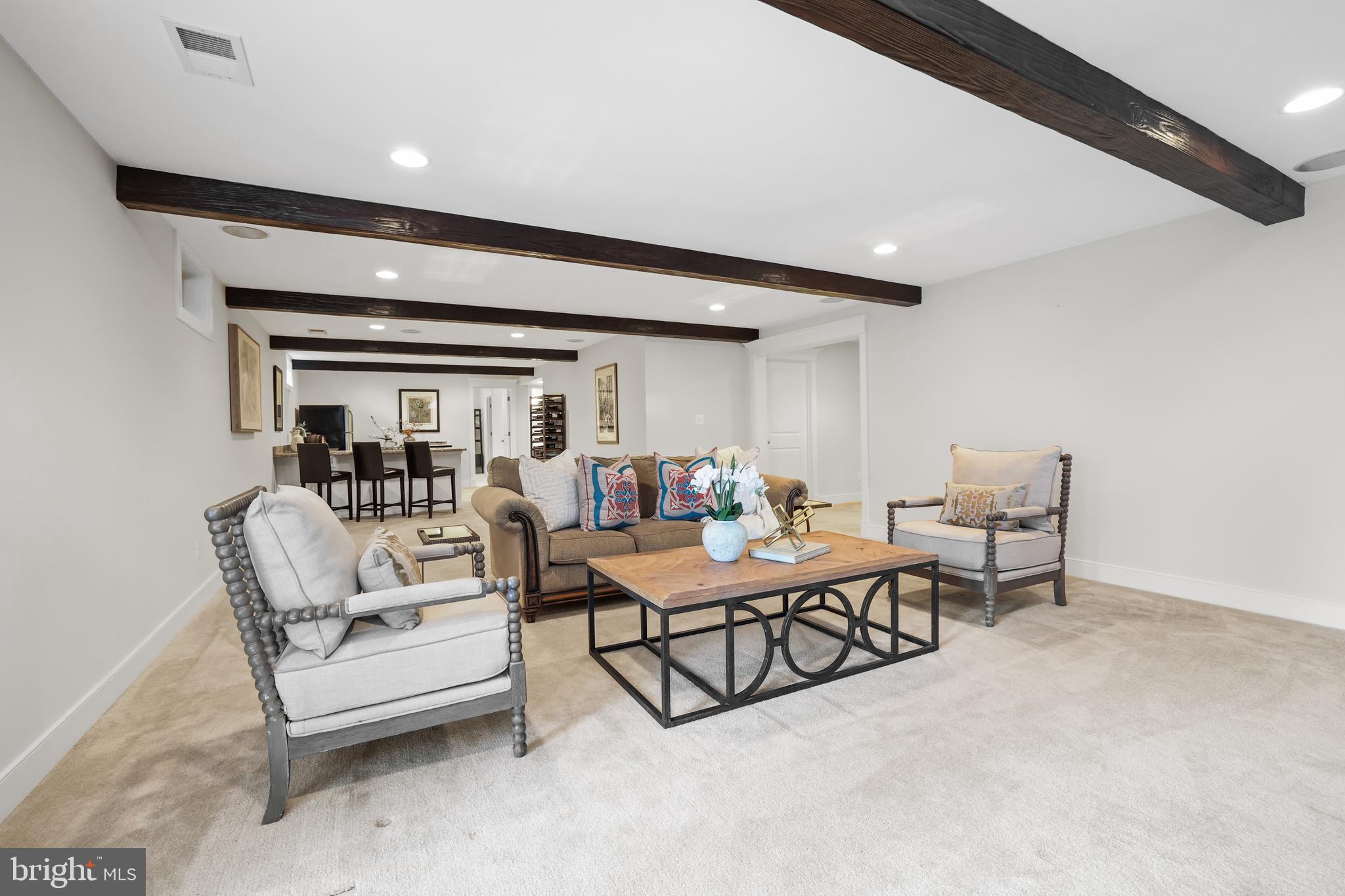 NEAR FALLS CHURCH - Residential