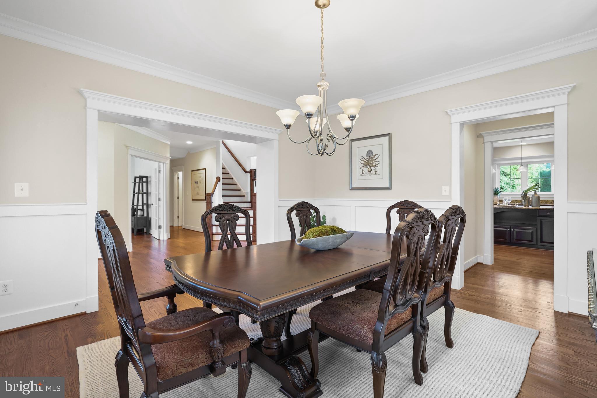 NEAR FALLS CHURCH - Residential