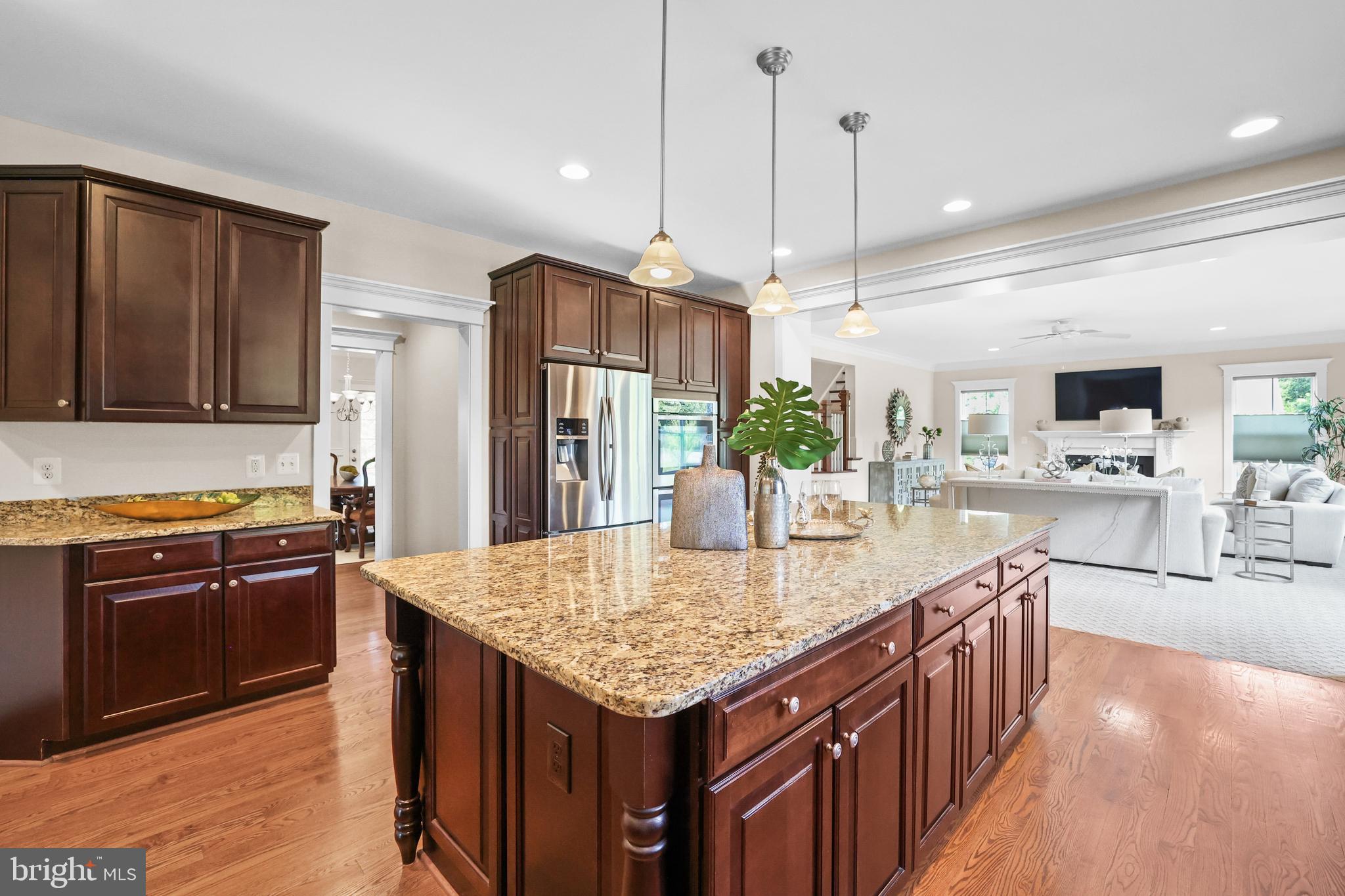 NEAR FALLS CHURCH - Residential