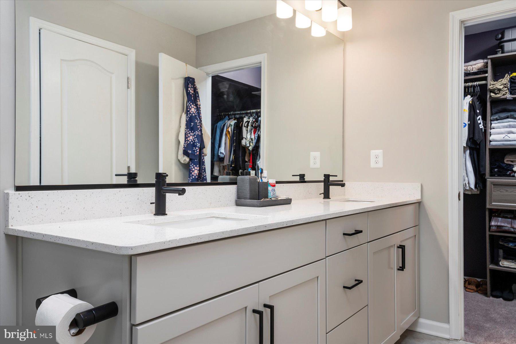 THE RIDGES - Residential Lease