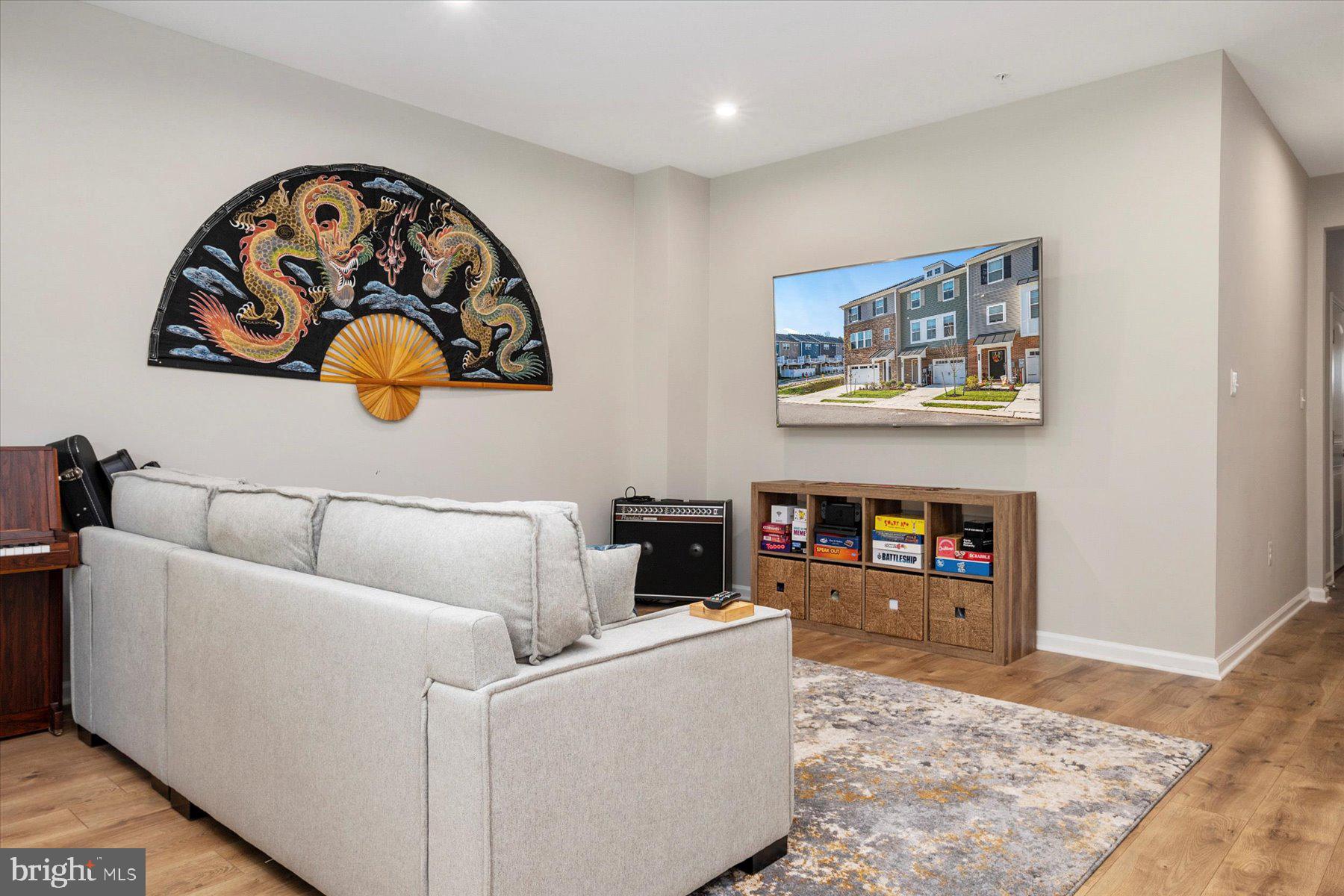 THE RIDGES - Residential Lease