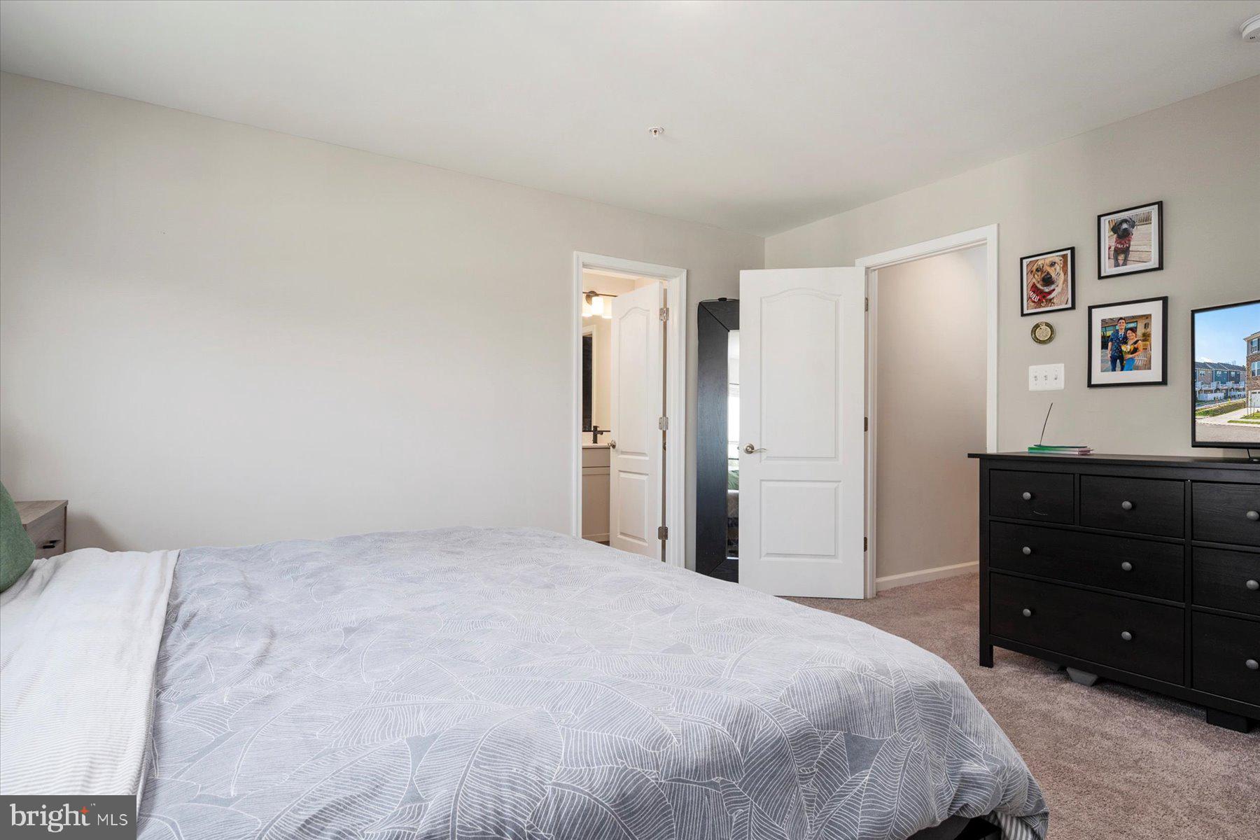 THE RIDGES - Residential Lease