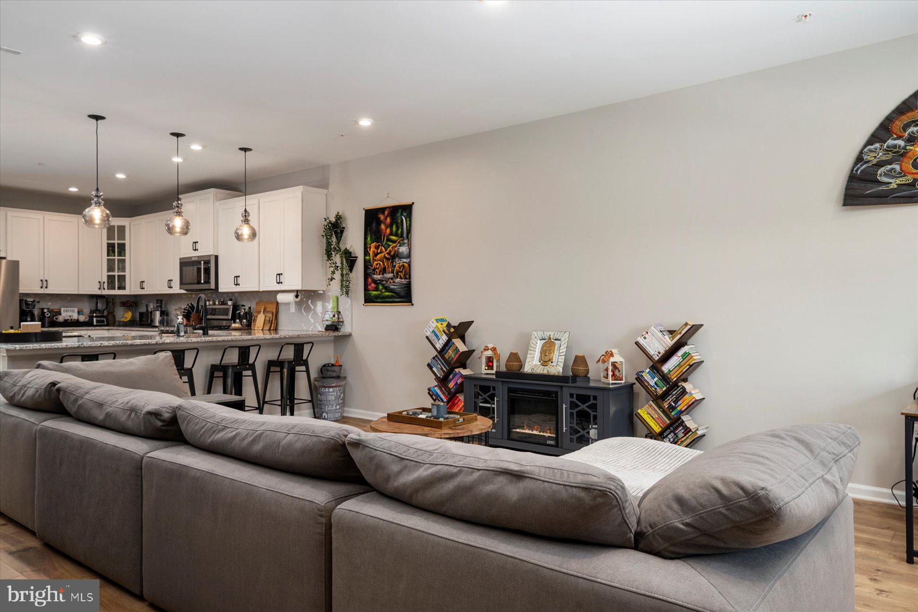 THE RIDGES - Residential Lease