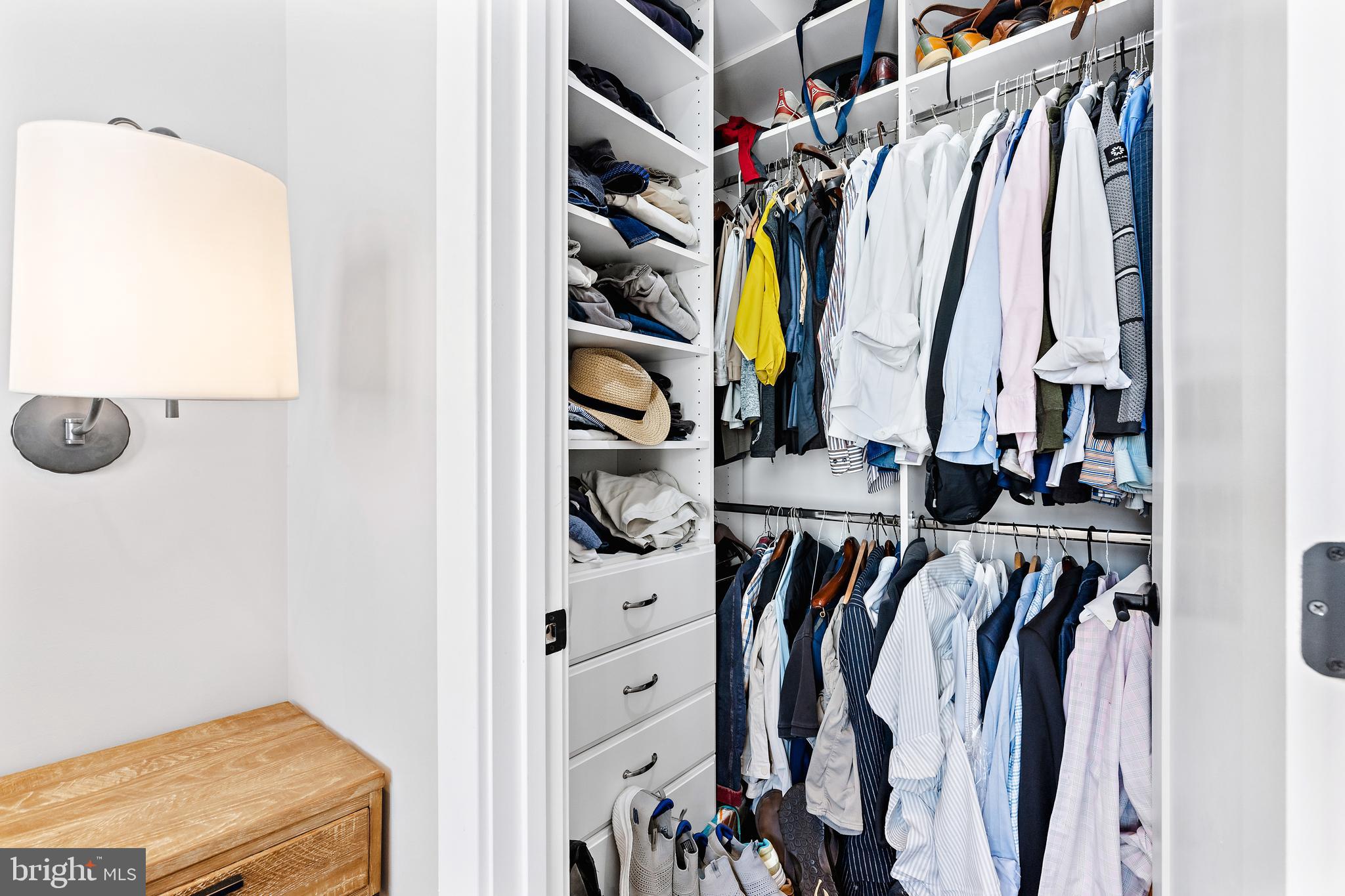 LOCUST POINT - Residential