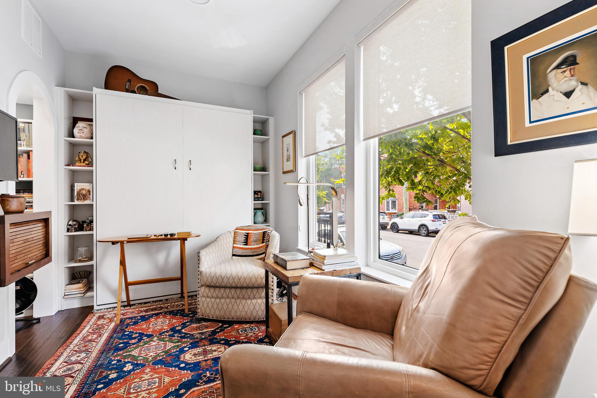 LOCUST POINT - Residential