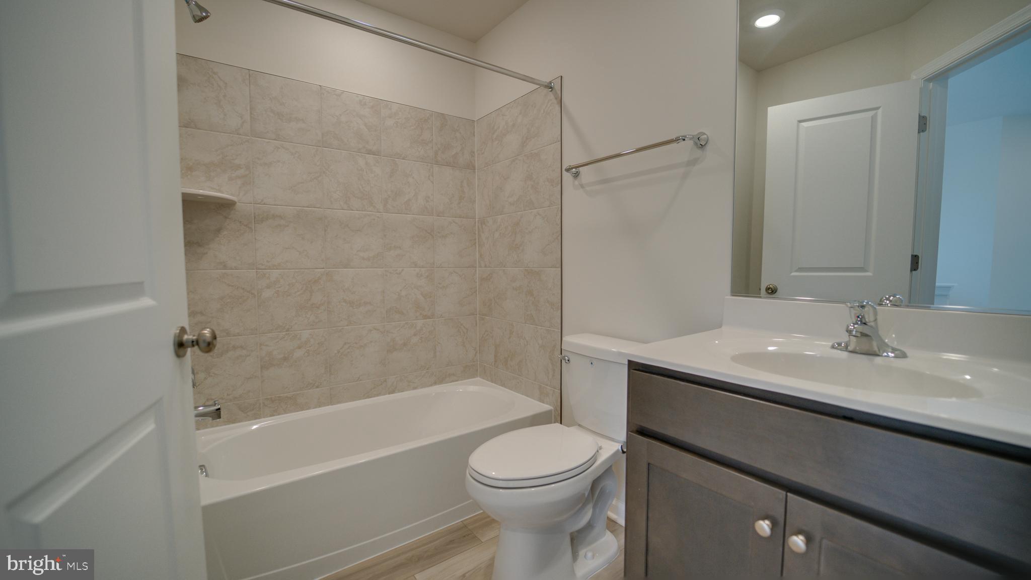 SHENANDOAH SPRINGS - Residential Lease