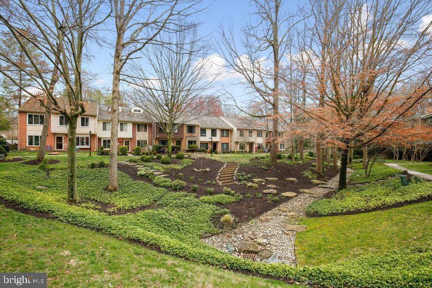 WOW WHAT AN OPPORTUNITY! RARELY AVAILABLE AND EXCELLENT SCHOOLS! 3BR 1.5 BATH HOME HAS BEEN COMPLETELY RENOVATED TOP TO BOTTOM! UPDATED KITCHEN WITH NEW CABINETS,GRANITE COUNTER TOPS, NEW BATHROOMS AND NEW HEAT/CAC, QUIET END UNIT LOCATION NESTLED AMONG TREES