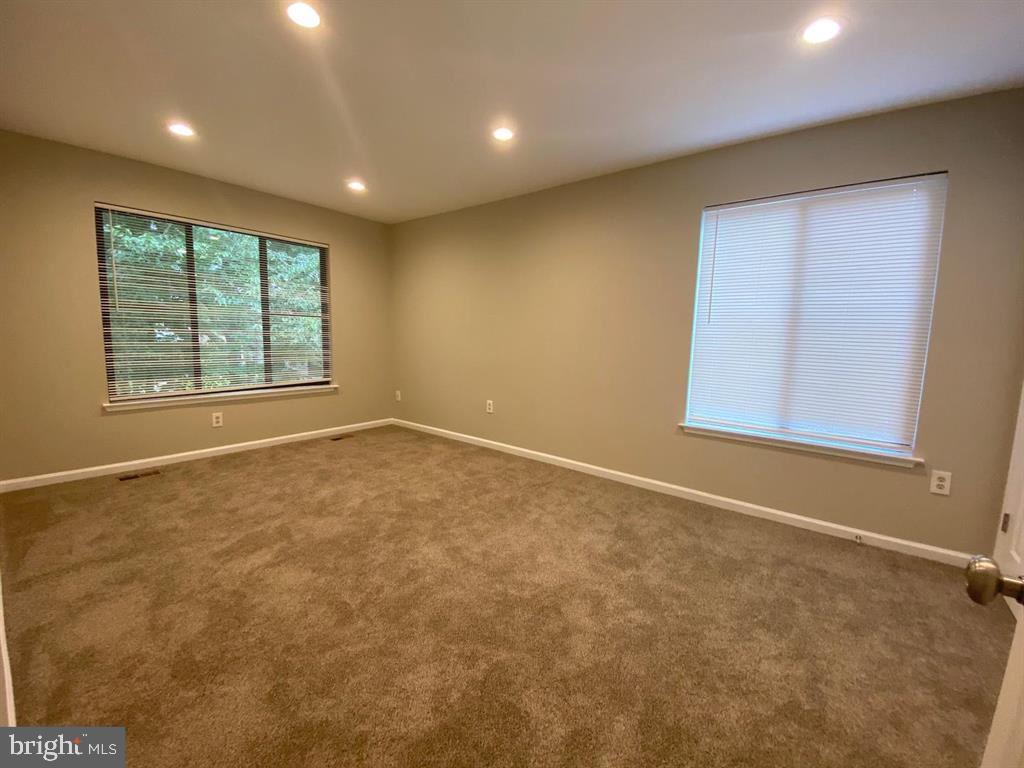 FAWCETT FARMS - Residential Lease