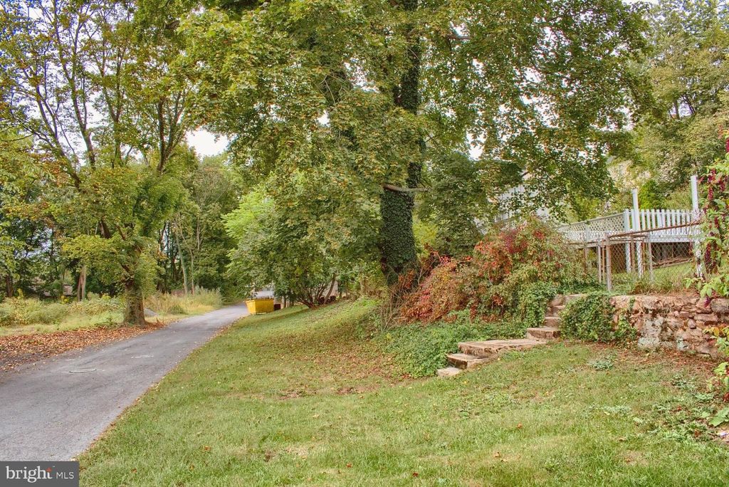 Photo of 128 E Market Street, WILLIAMSTOWN, PA 17098 (MLS # PADA2050214)