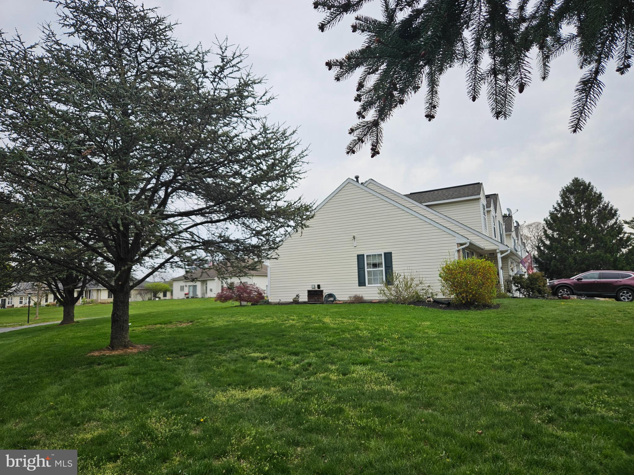 THE ORCHARDS - Residential