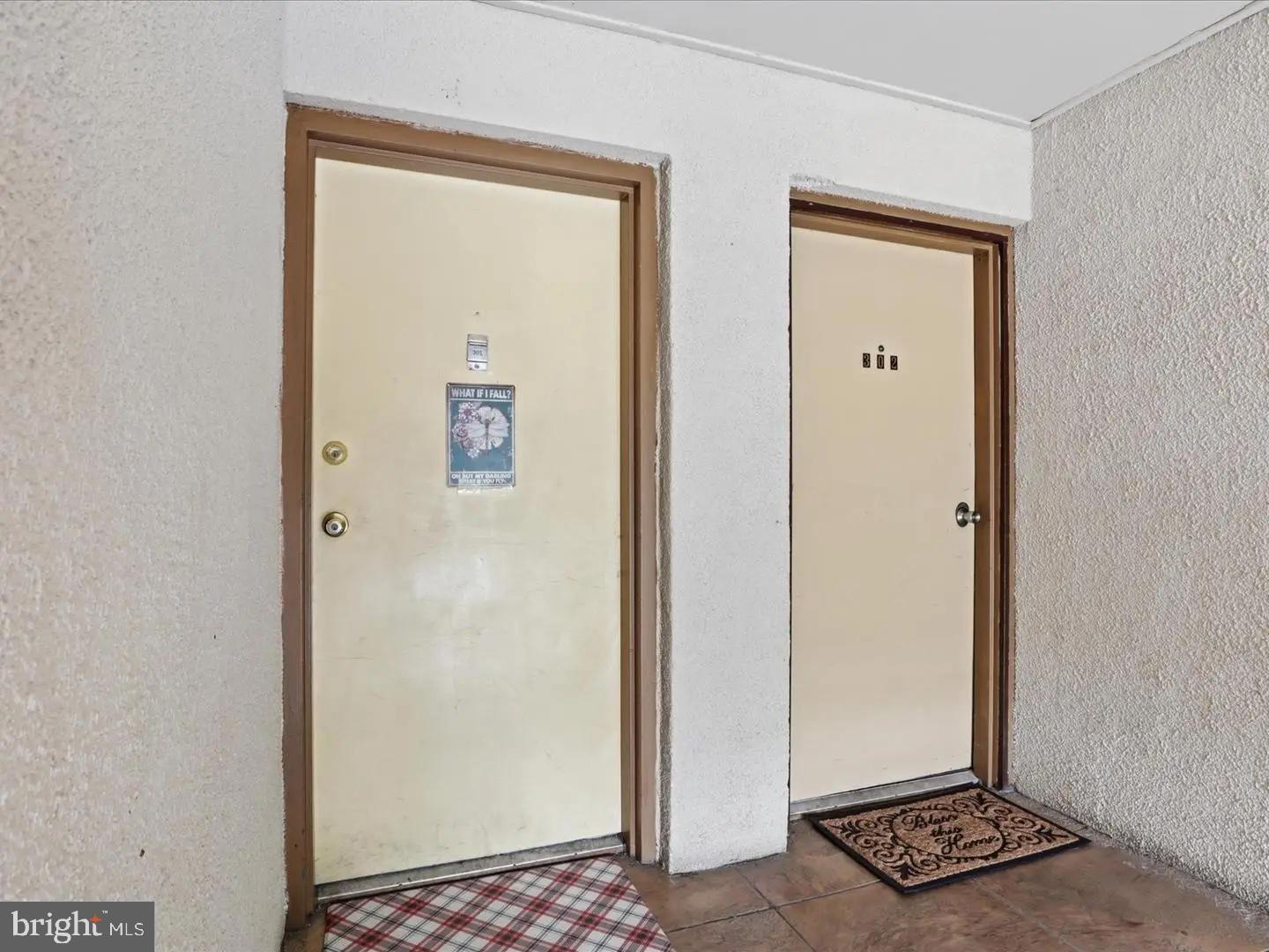 350 GATEWATER COURT 301 E