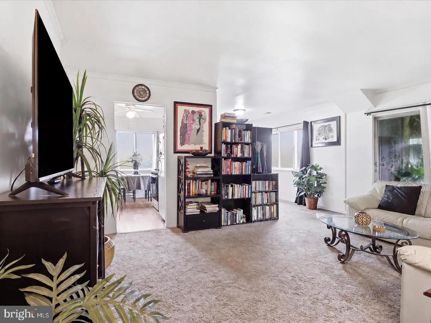 350 GATEWATER COURT 301 E