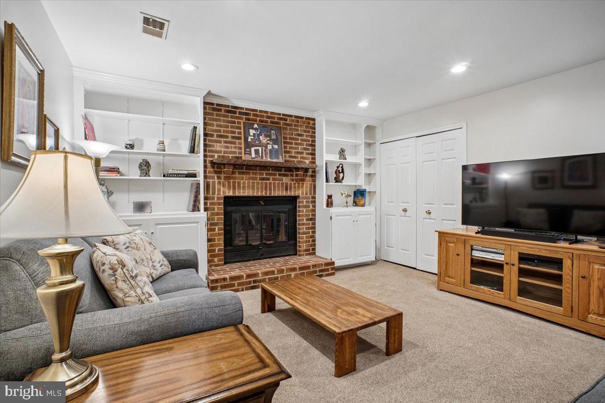 CHERRY RUN - Residential