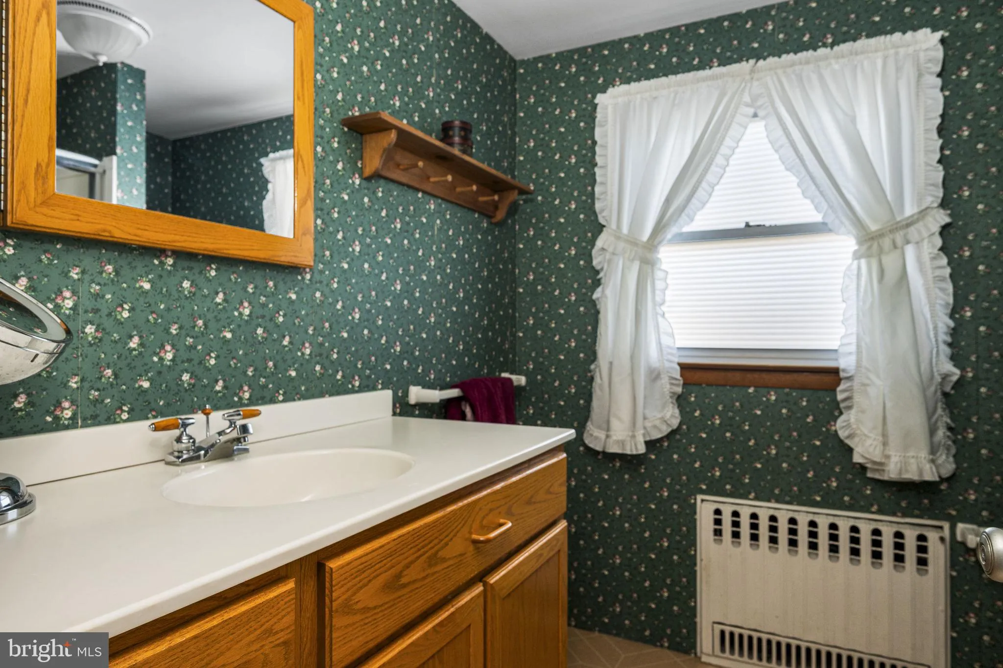 Reading, Pennsylvania 19605, United States, 3 Bedrooms Bedrooms, ,2 BathroomsBathrooms,Residential,Active,200187