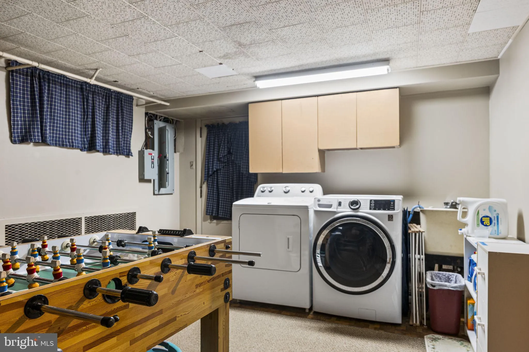 Reading, Pennsylvania 19605, United States, 3 Bedrooms Bedrooms, ,2 BathroomsBathrooms,Residential,Active,200187