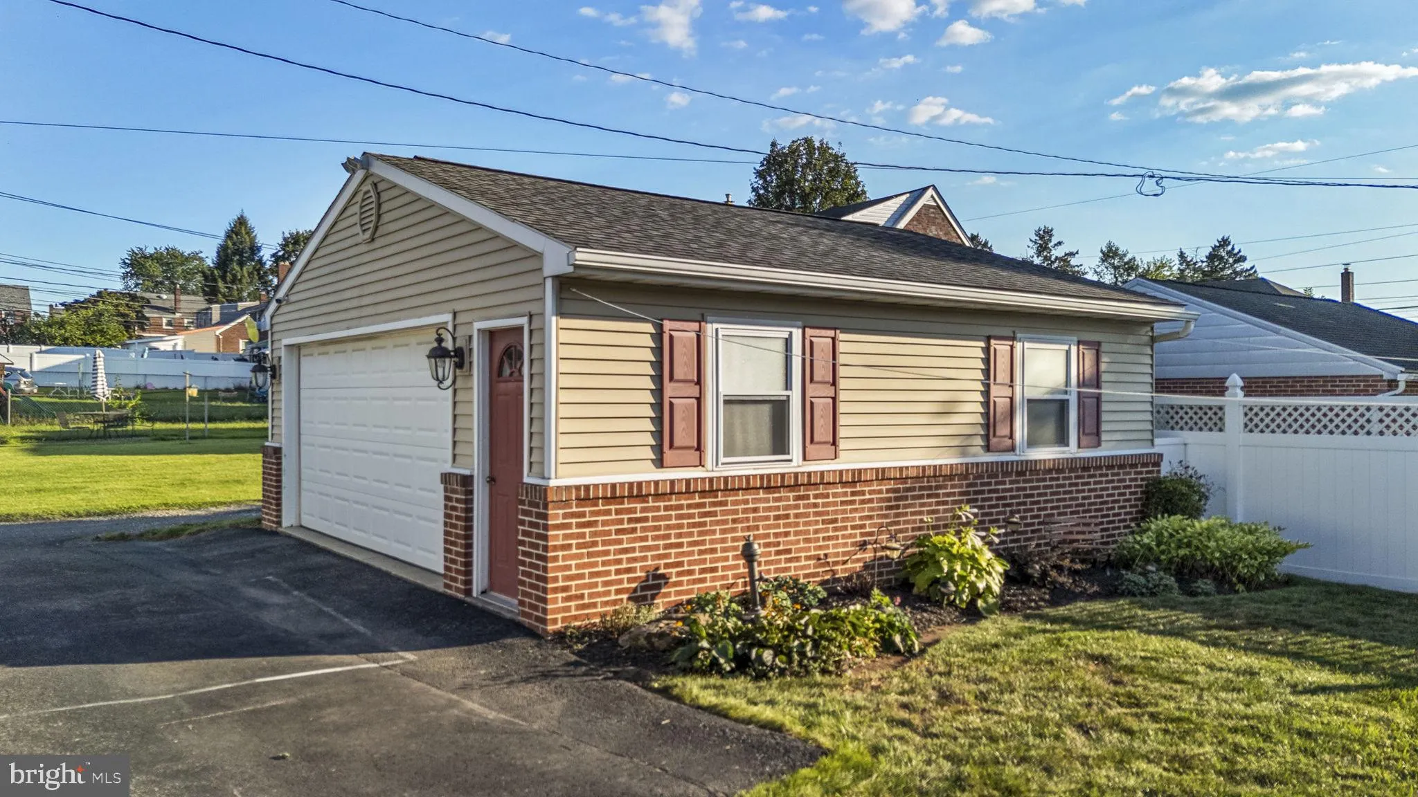 Reading, Pennsylvania 19605, United States, 3 Bedrooms Bedrooms, ,2 BathroomsBathrooms,Residential,Active,200187