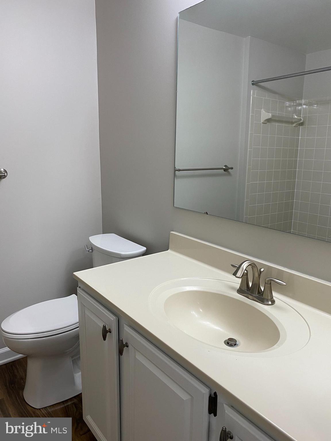 OLD BRIDGE ESTATES - Residential Lease