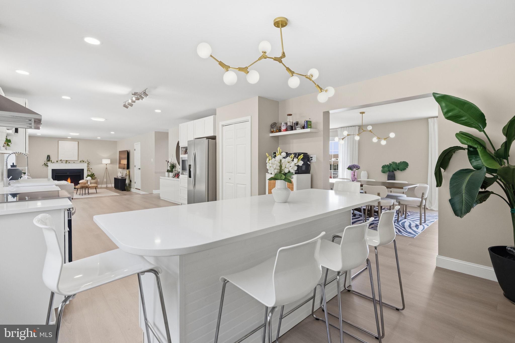 WINDING BROOK ESTS - Residential