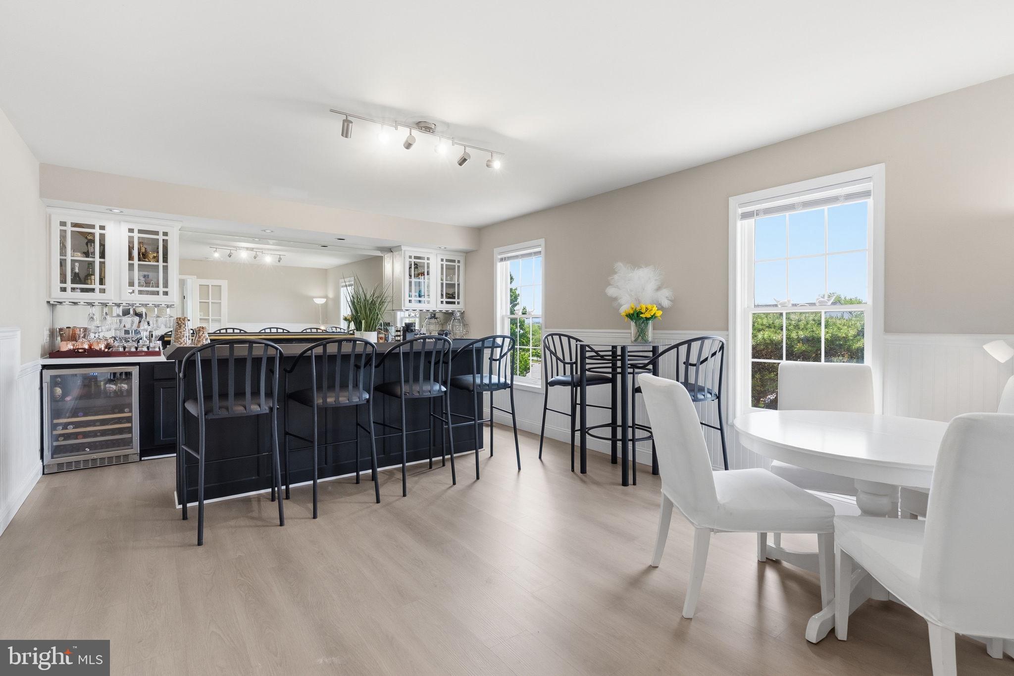 WINDING BROOK ESTS - Residential