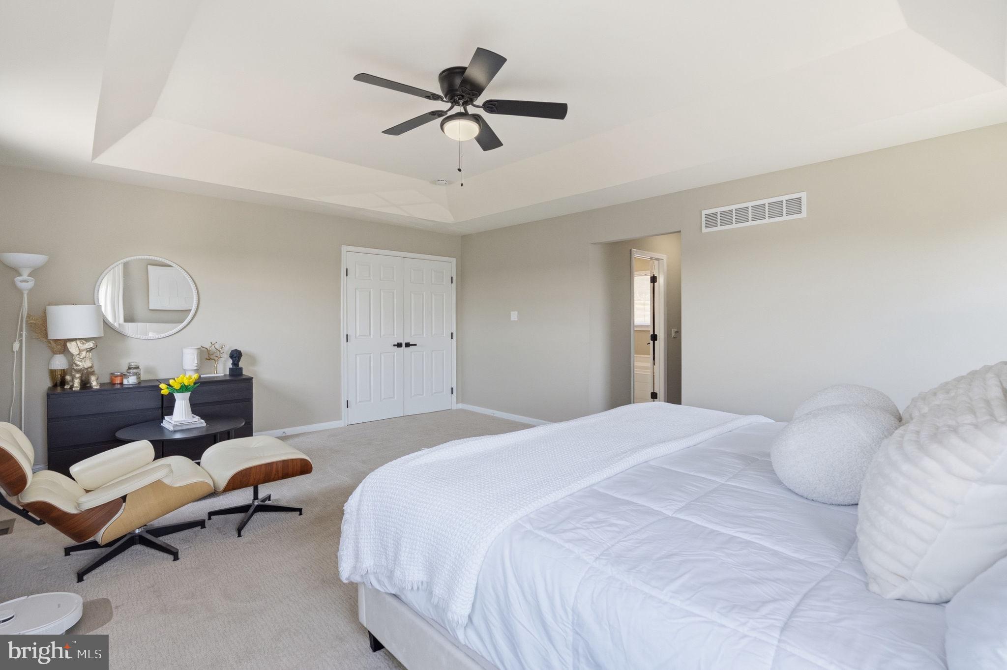 WINDING BROOK ESTS - Residential