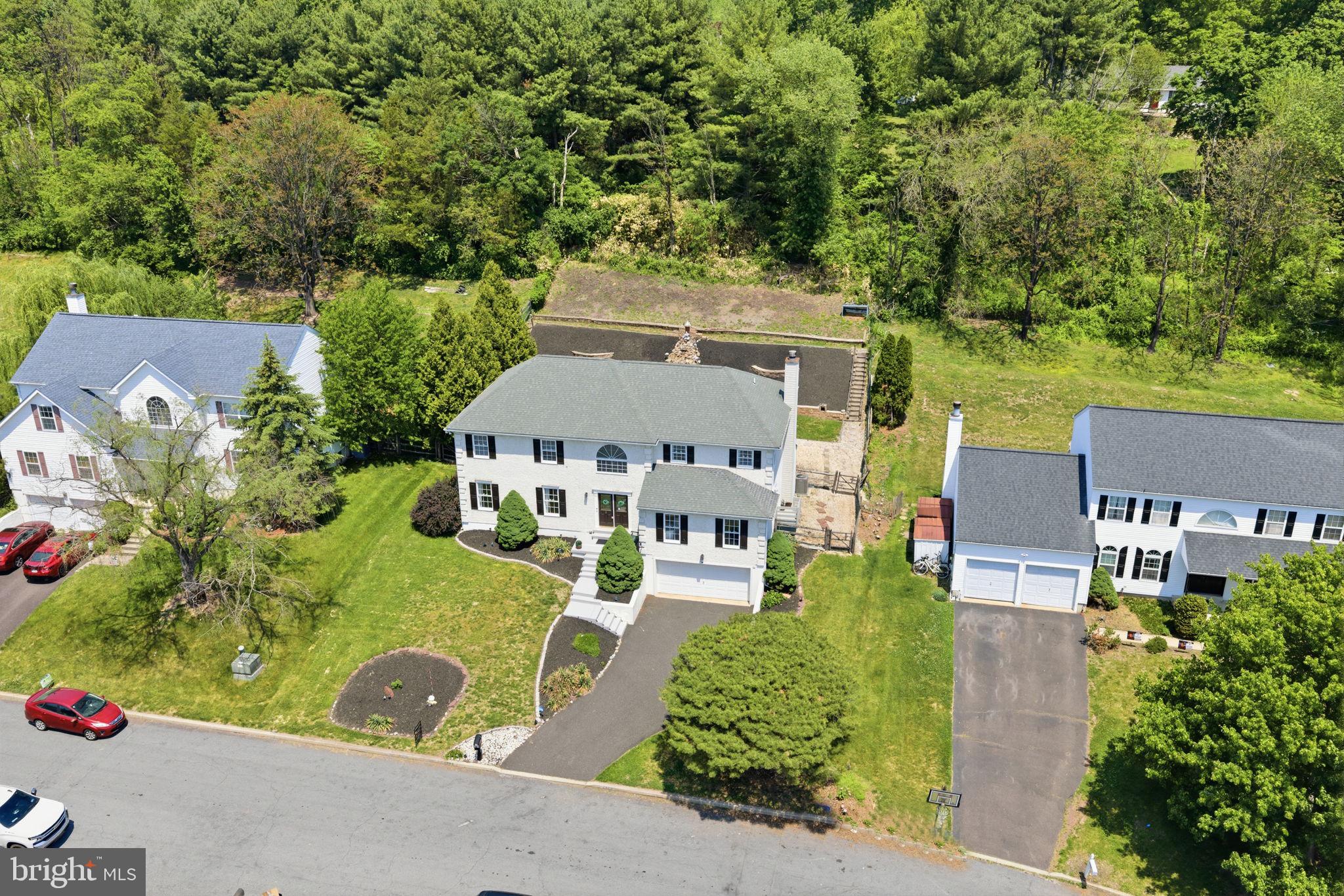 WINDING BROOK ESTS - Residential