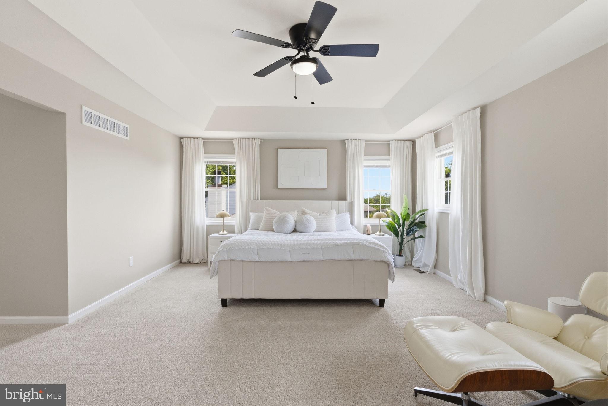 WINDING BROOK ESTS - Residential