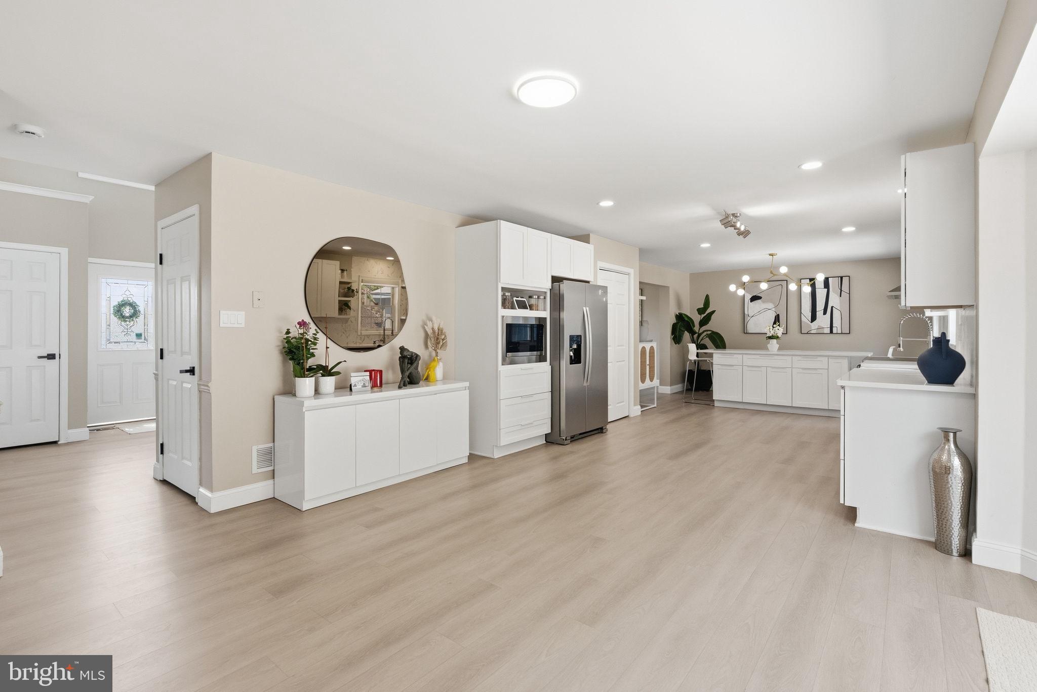WINDING BROOK ESTS - Residential