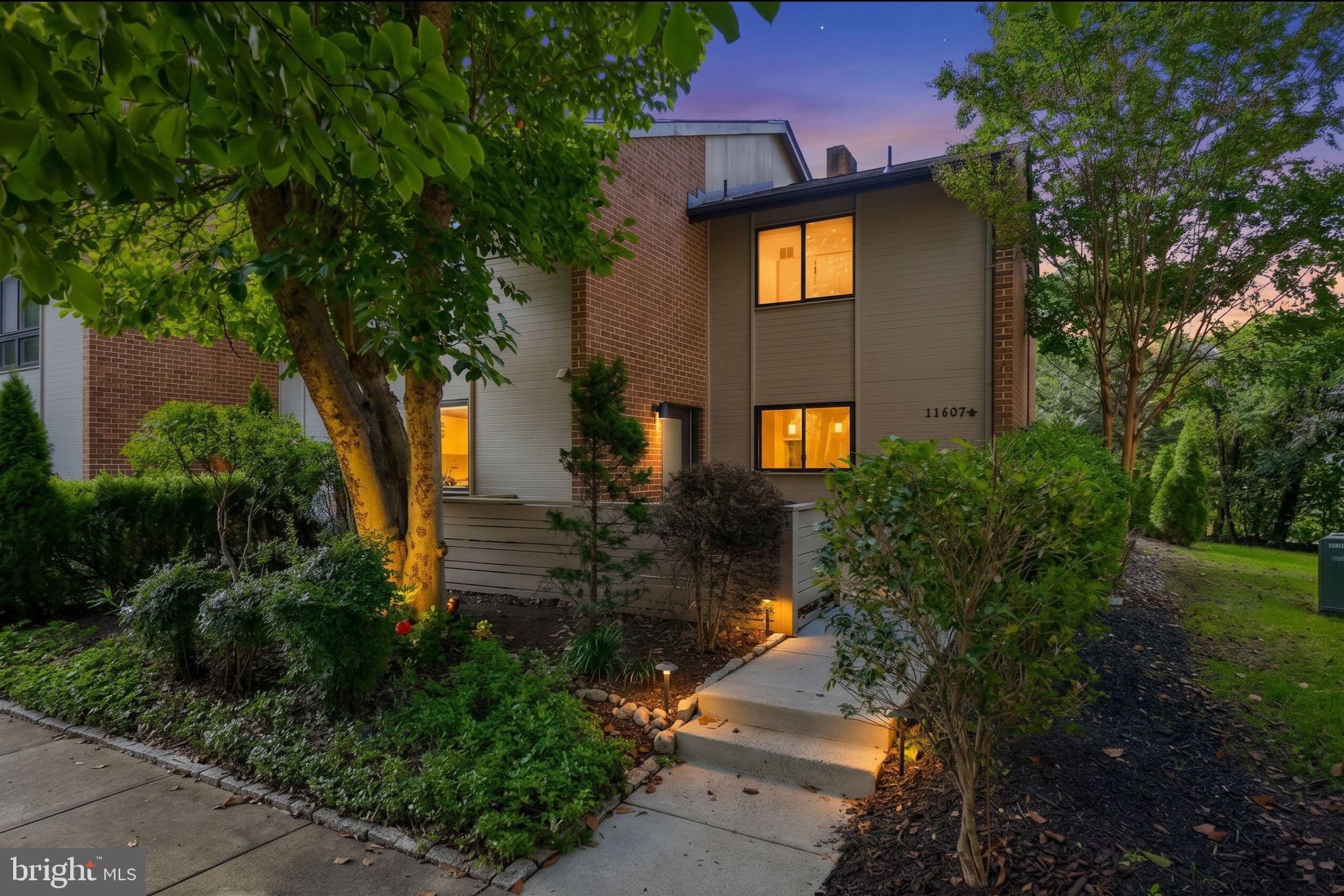 11607 HUNTERS GREEN COURT