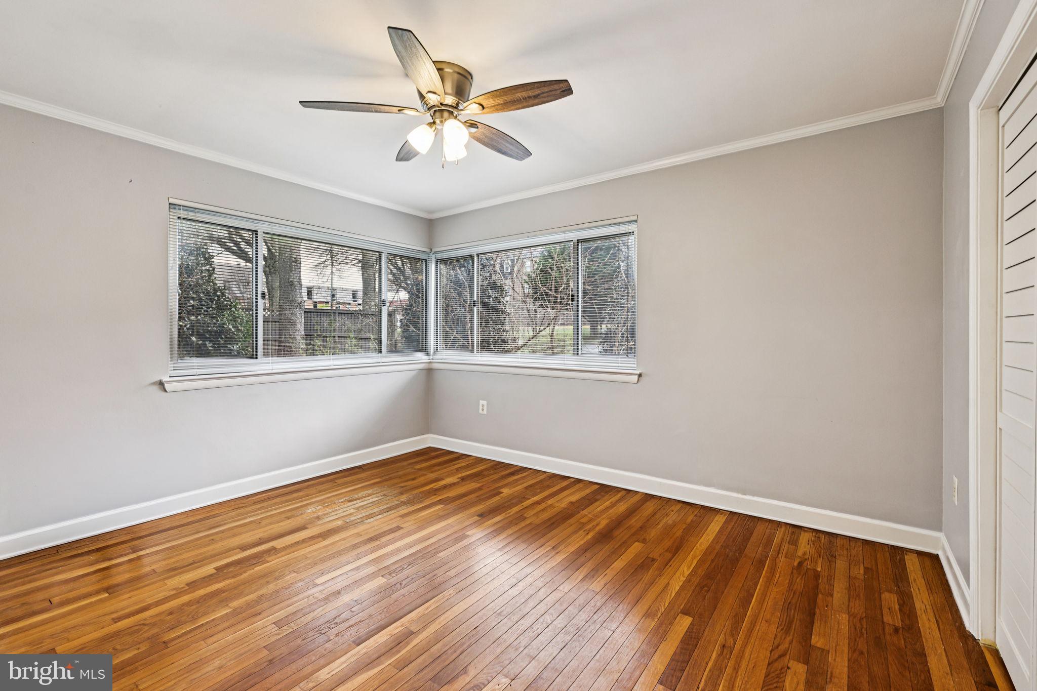 SUMNER COURT - Residential