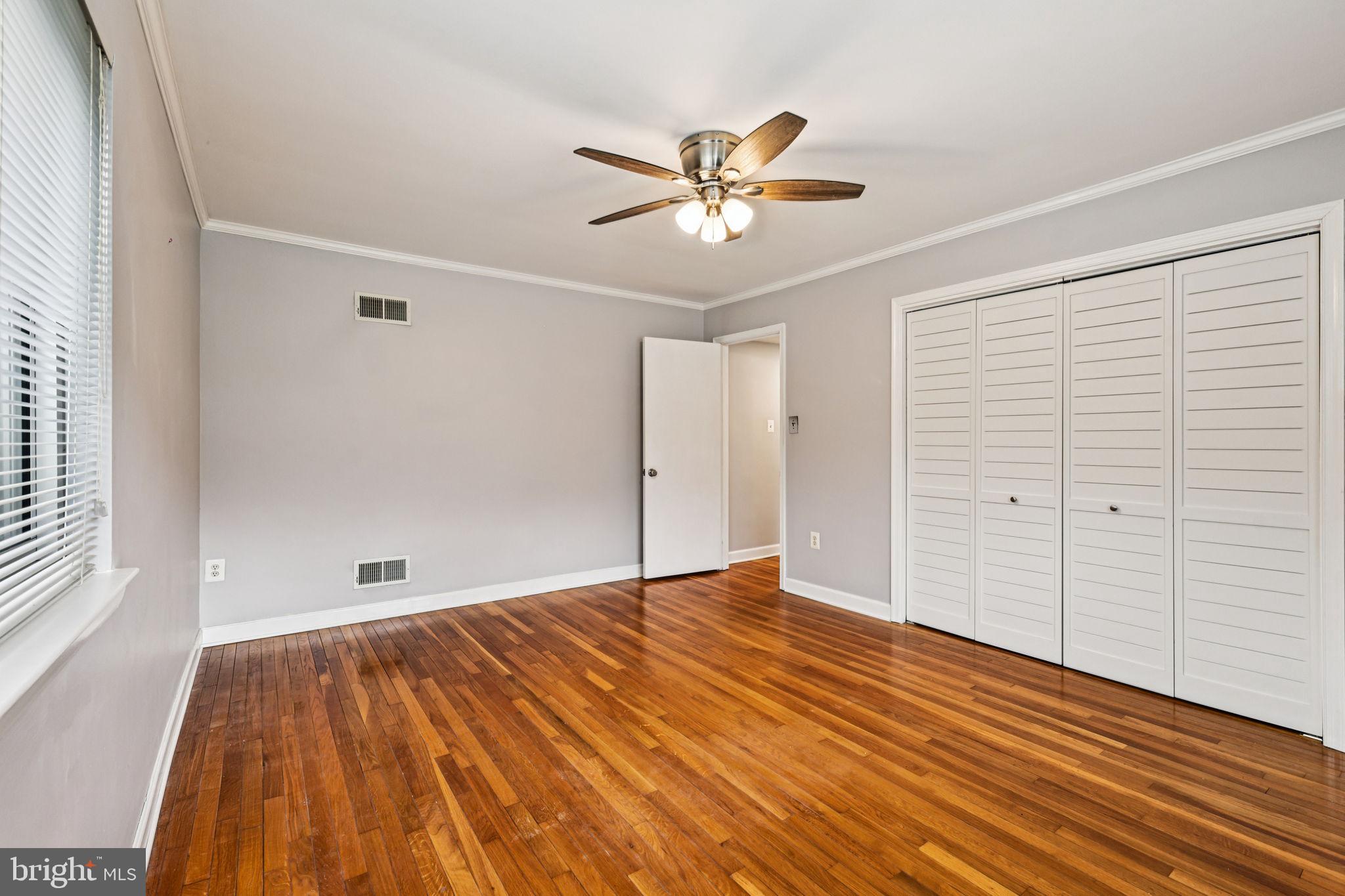 SUMNER COURT - Residential