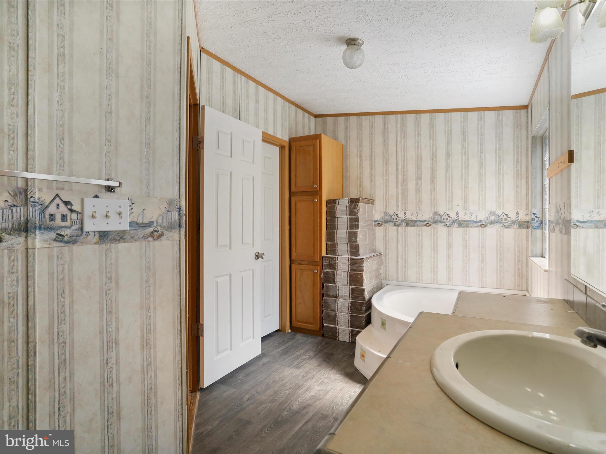 FORT HILL ESTATES - Residential