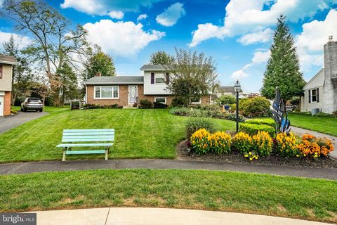 Photo of 112 Elk Lane, WILLOW STREET, PA 17584 (MLS # PALA2077710)