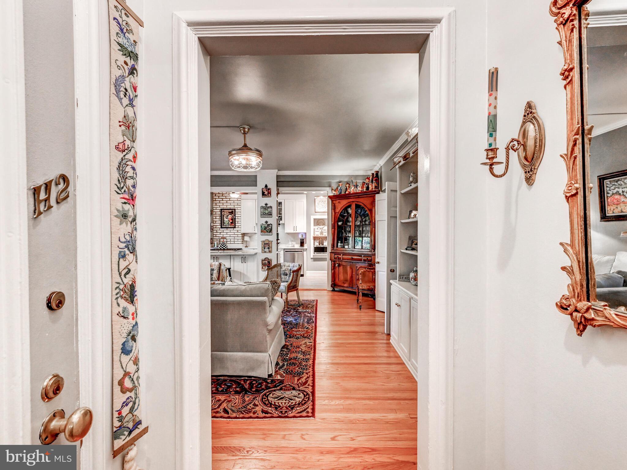 ROLAND PARK - Residential