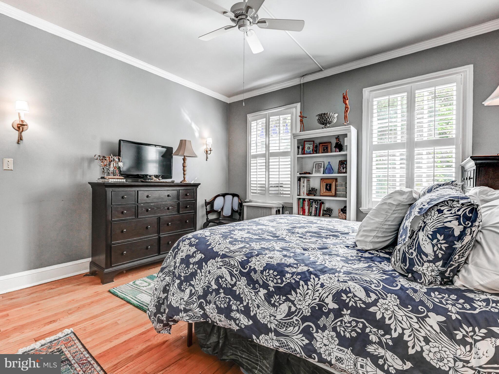 ROLAND PARK - Residential