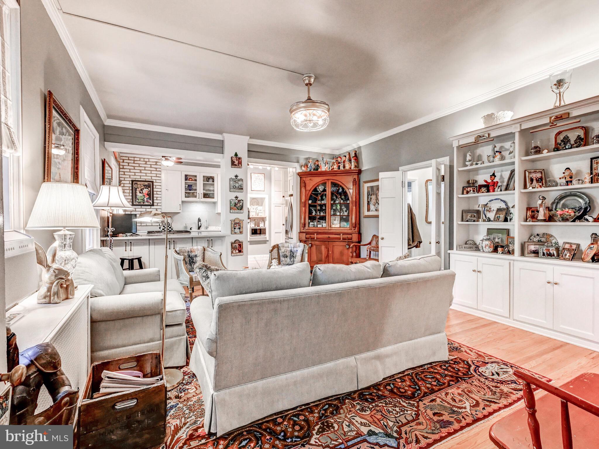ROLAND PARK - Residential