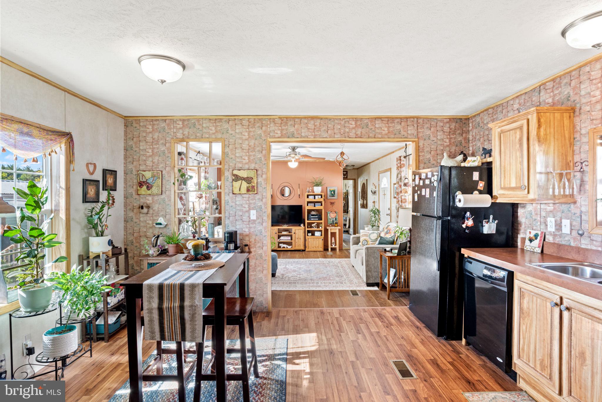 BROWNSTONE PARK - Residential