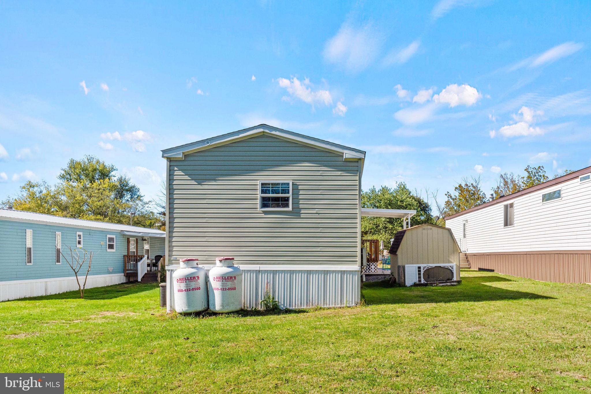 BROWNSTONE PARK - Residential