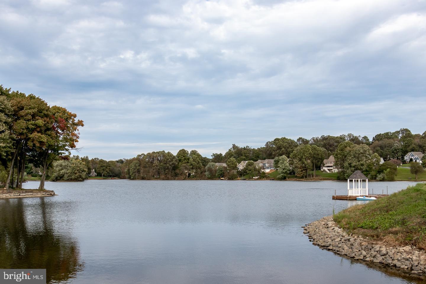 SOMERSET LAKE - Residential Lease