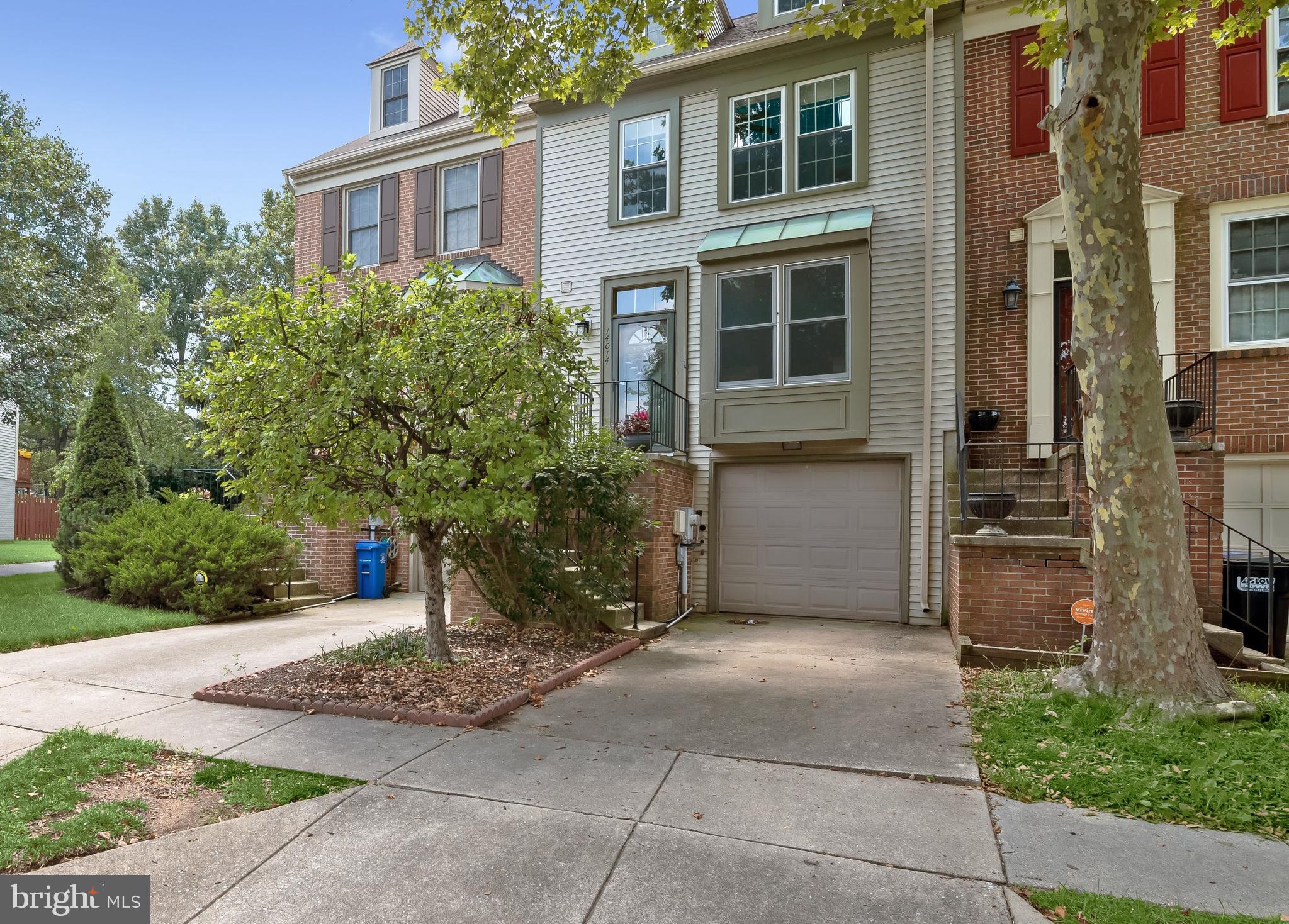 LAUREL LAKES PLAT 2 - Residential