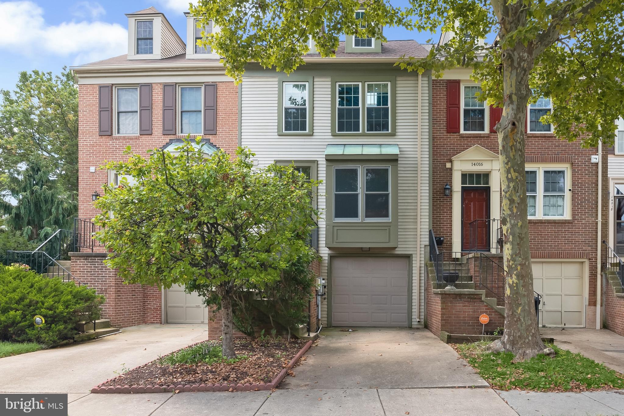 LAUREL LAKES PLAT 2 - Residential