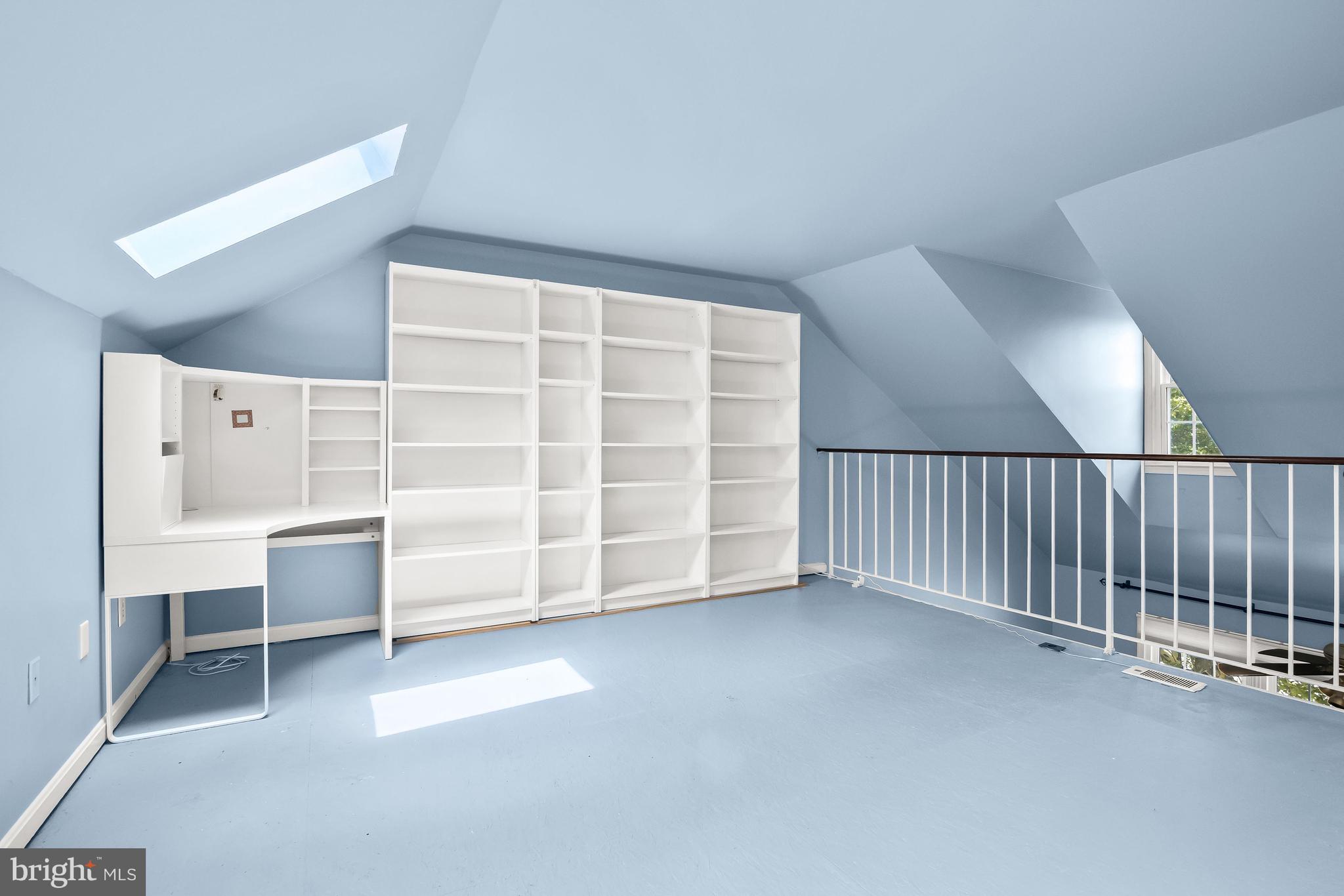 LAUREL LAKES PLAT 2 - Residential