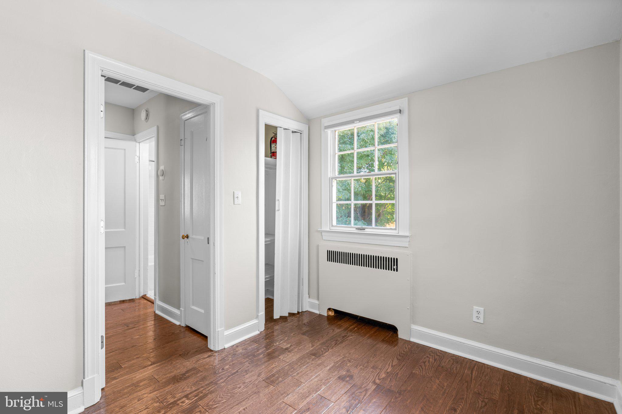 GLEN COVE - Residential Lease