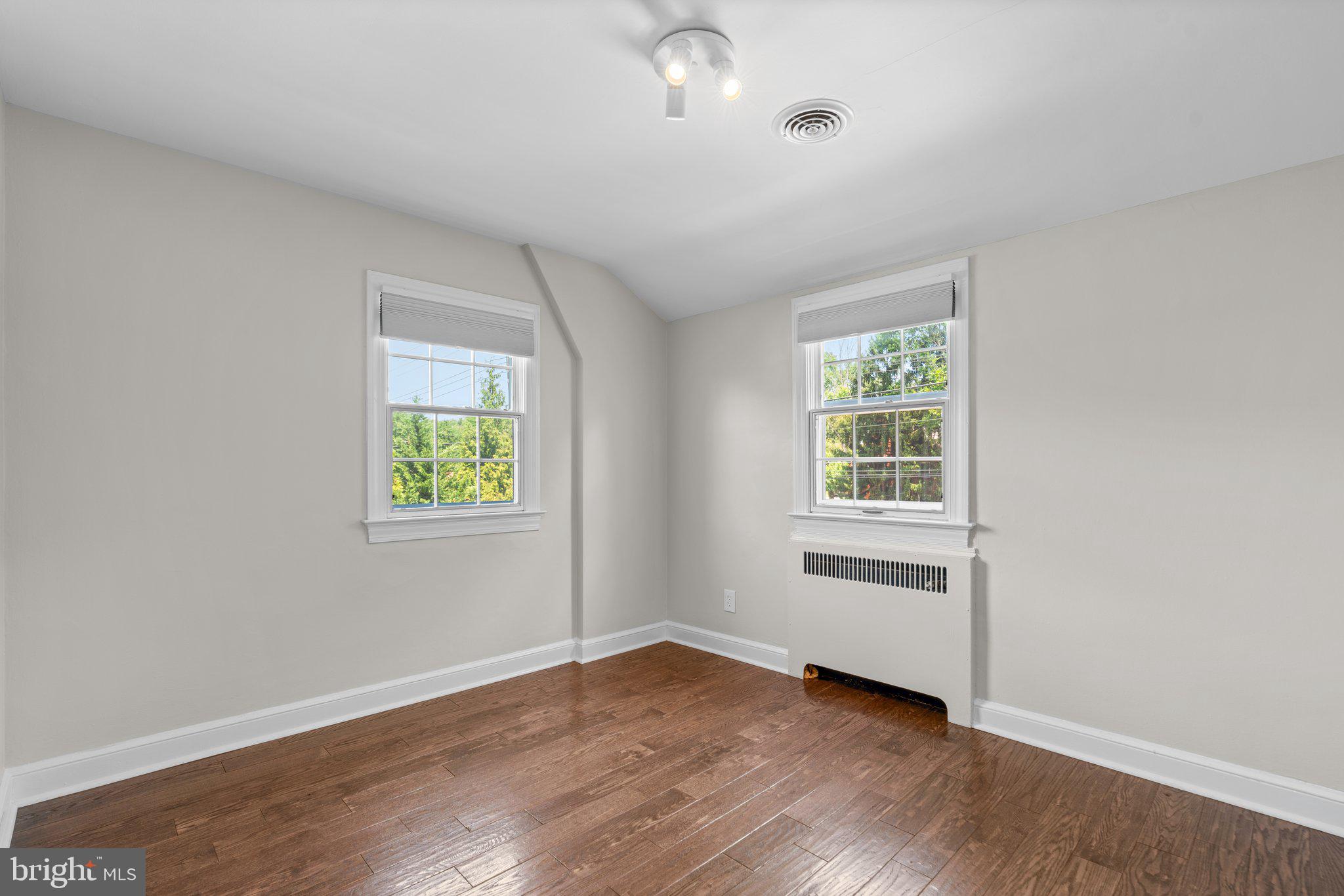 GLEN COVE - Residential Lease