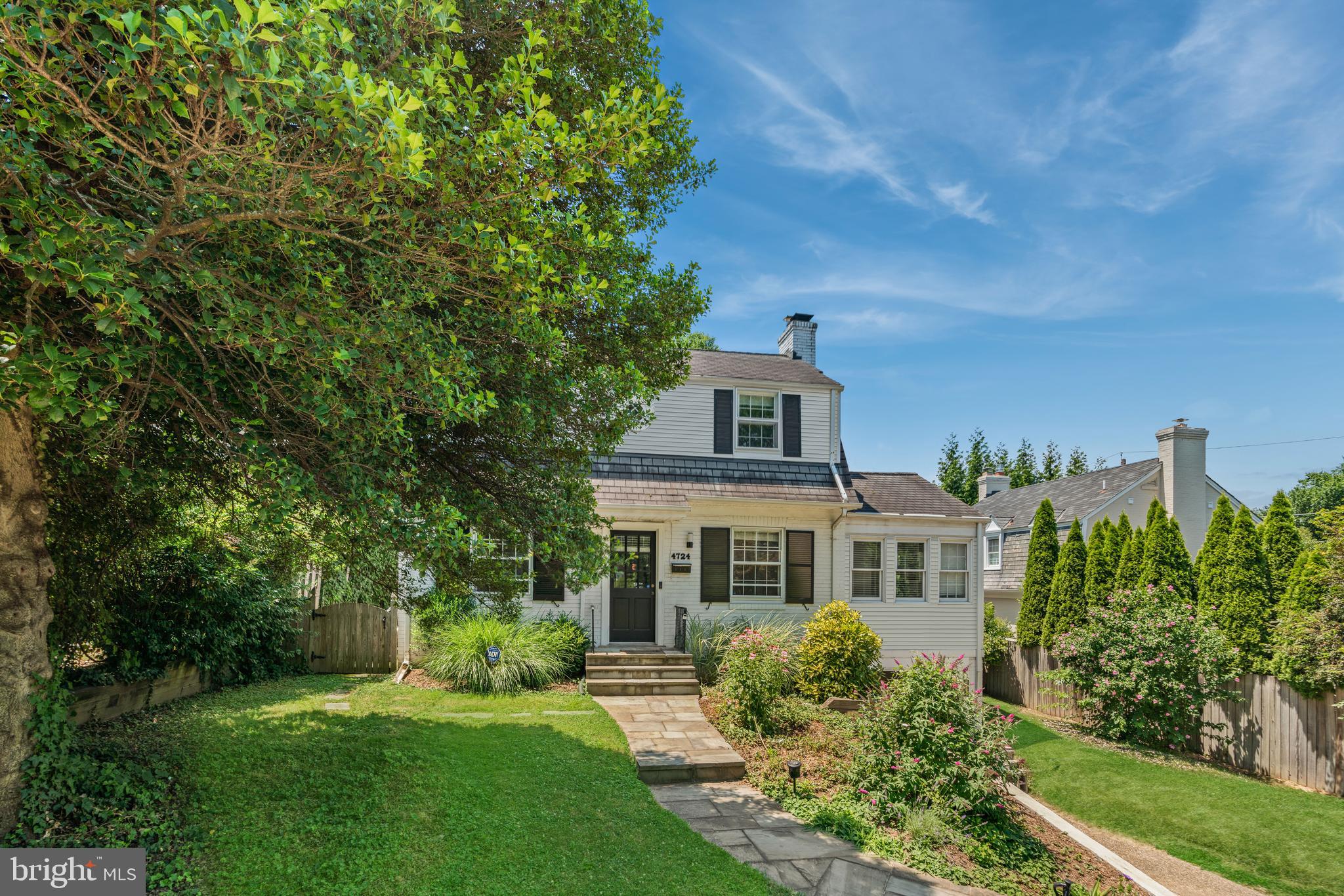 GLEN COVE - Residential Lease