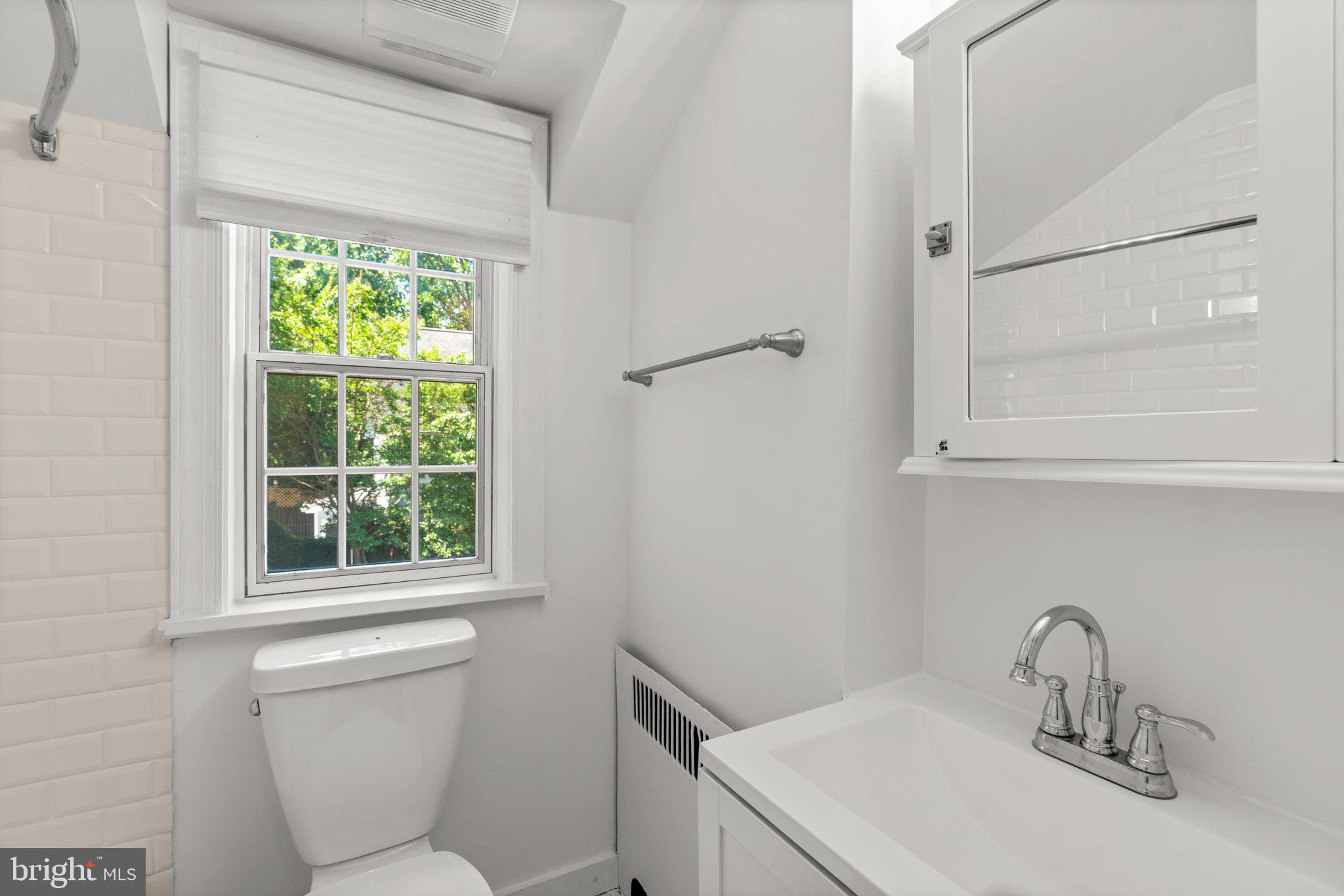 GLEN COVE - Residential Lease