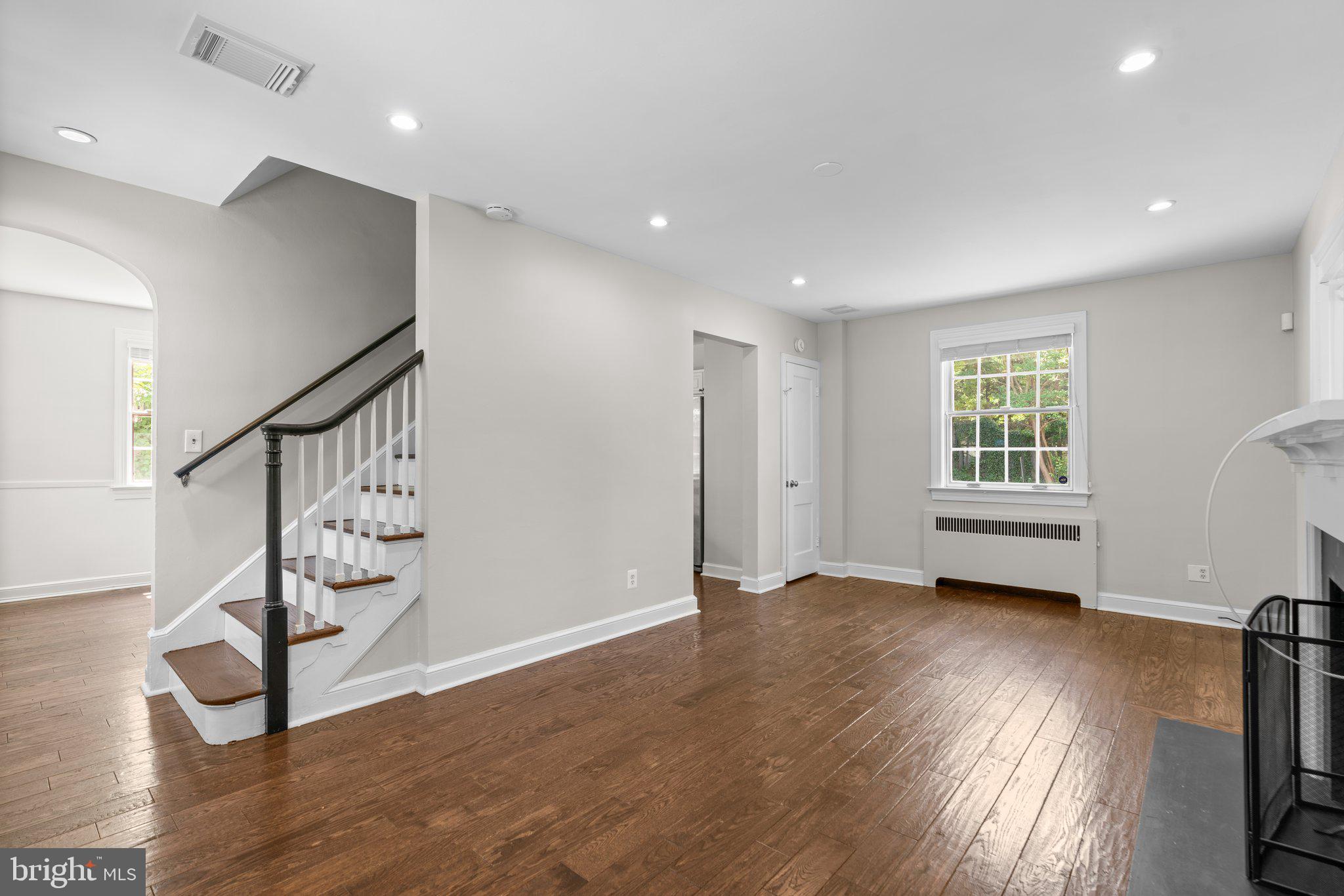 GLEN COVE - Residential Lease