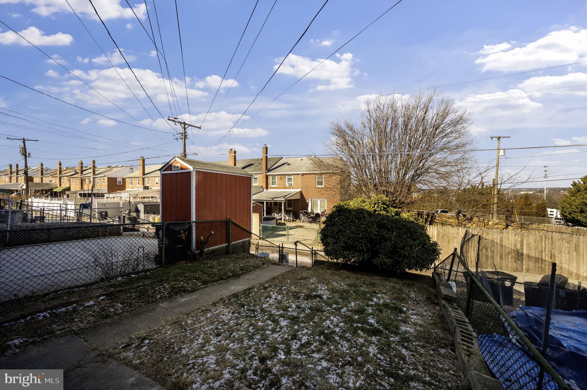 EASTWOOD - Residential